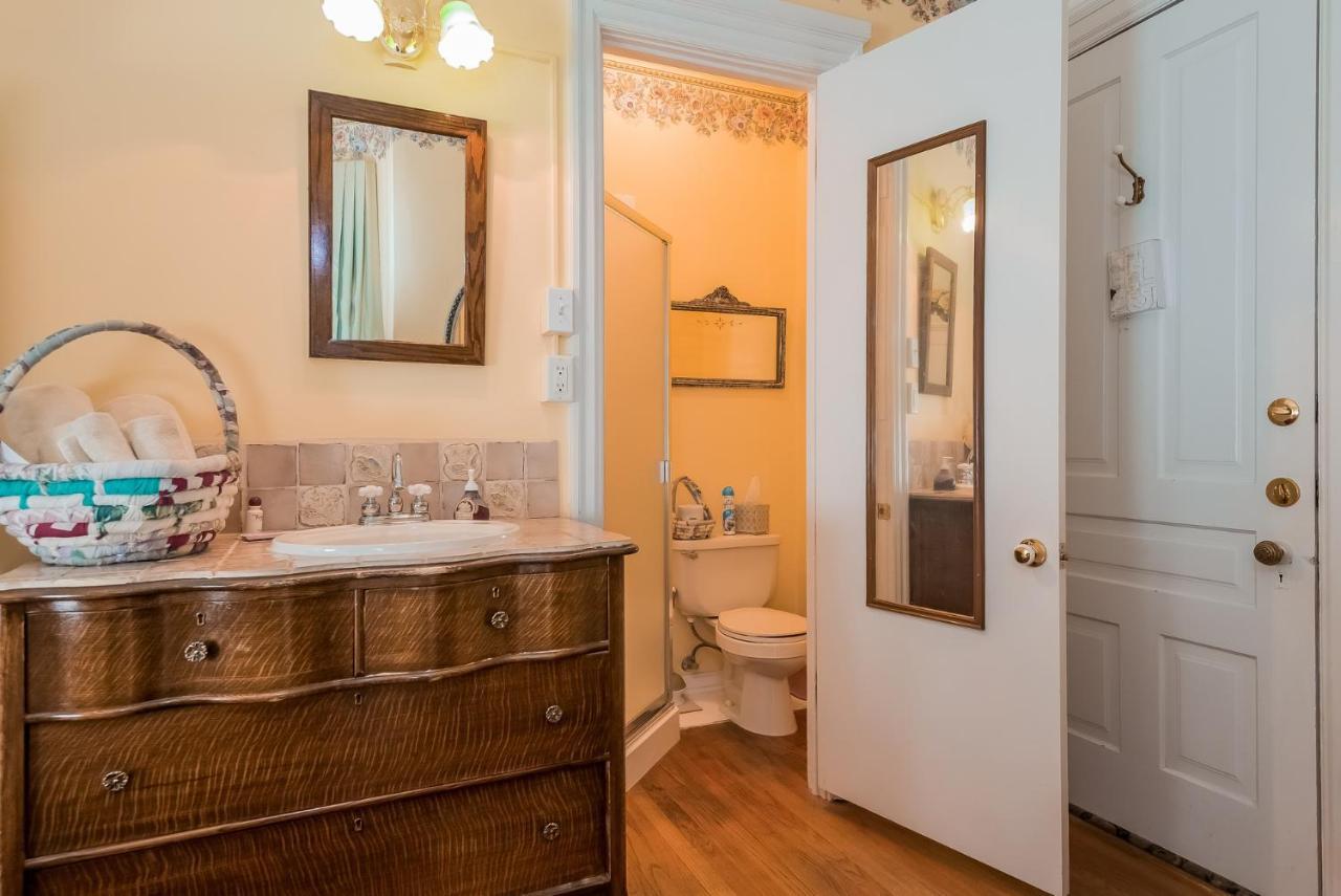 Bed and Breakfast Kingsley House Fennville Экстерьер фото