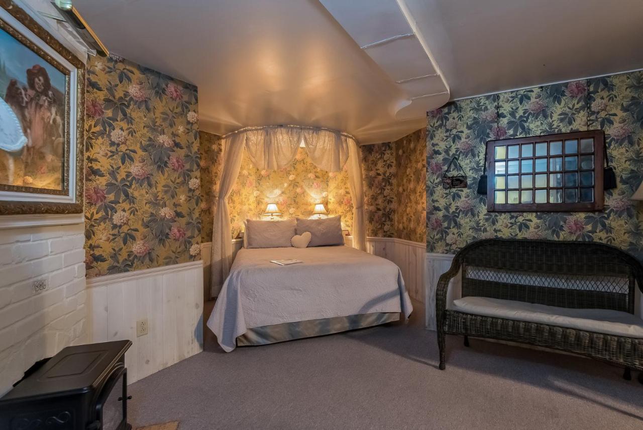 Bed and Breakfast Kingsley House Fennville Экстерьер фото