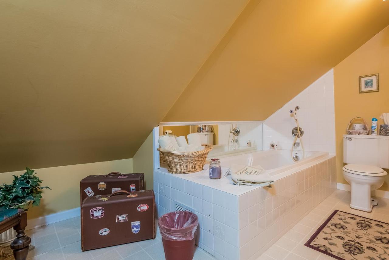 Bed and Breakfast Kingsley House Fennville Экстерьер фото